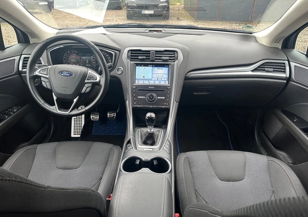 Ford Mondeo cena 57999 przebieg: 134000, rok produkcji 2017 z Szczucin małe 154